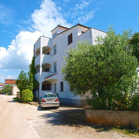 Apartments Sebastian 1842 Fažana Exterior foto
