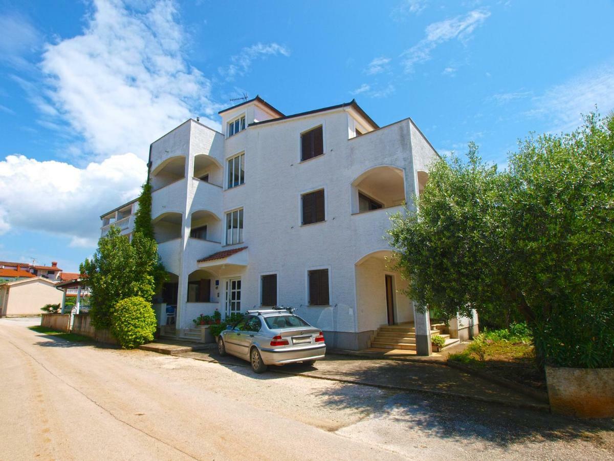 Apartments Sebastian 1842 Fažana Exterior foto